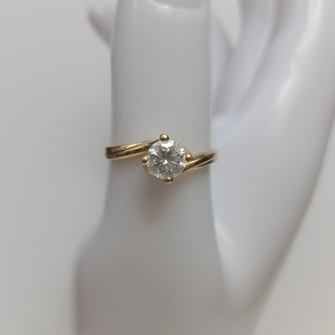 SOLITARIO ORO 14 K 2.7 GRMS (SEMINUEVO)