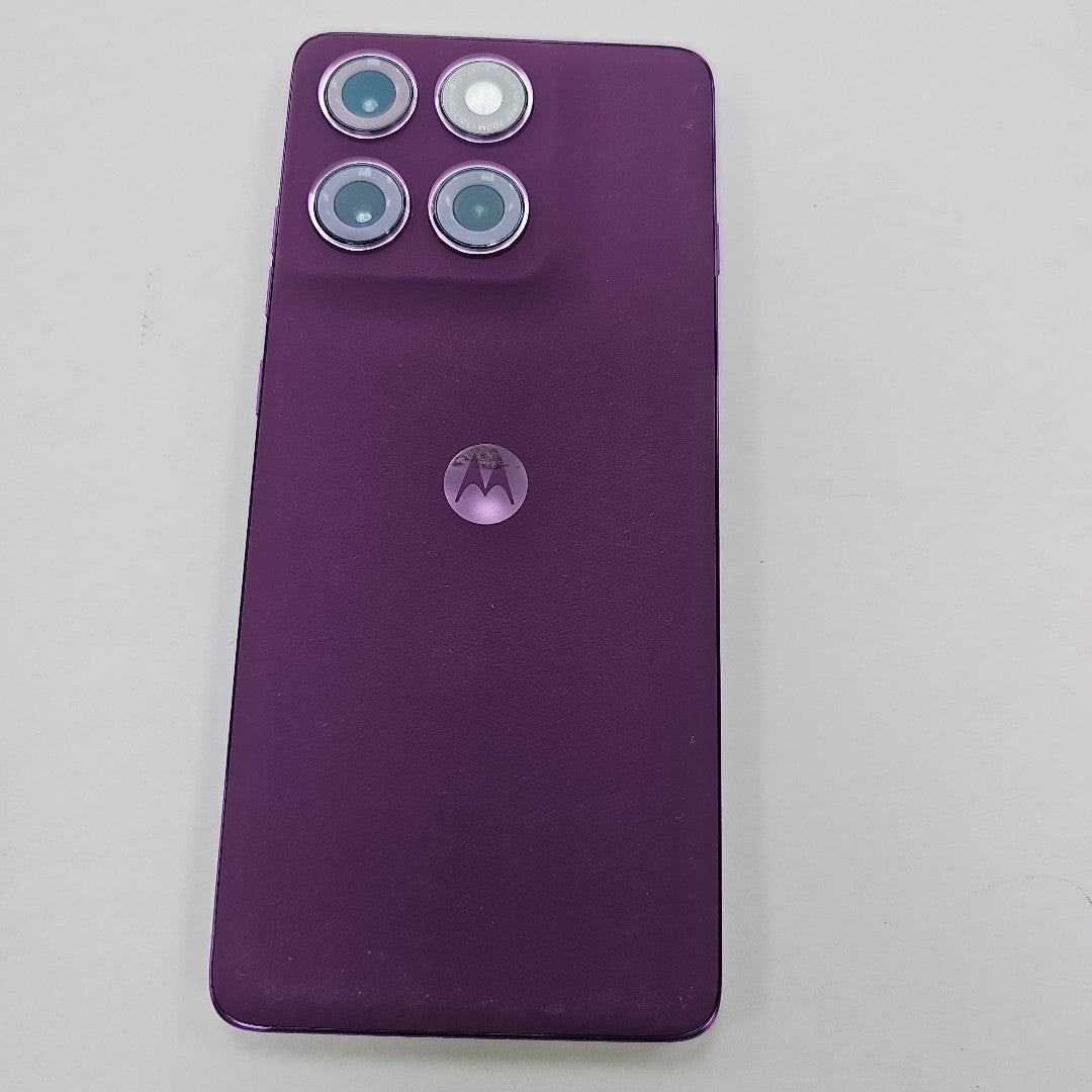 CELULAR MOTOROLA EDGE 60 PRO XT2507-1 (2025) 512 GB 12 GB RAM (SEMINUEVO)