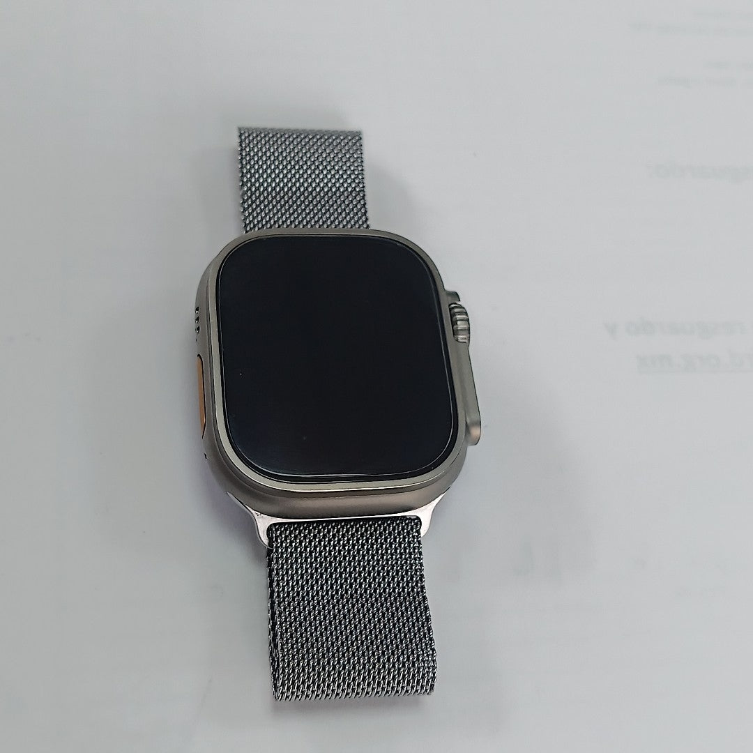 SMARTWATCH APPLE ULTRA TITANIO A2622 49 MM GPS + CELULAR (SEMINUEVO)