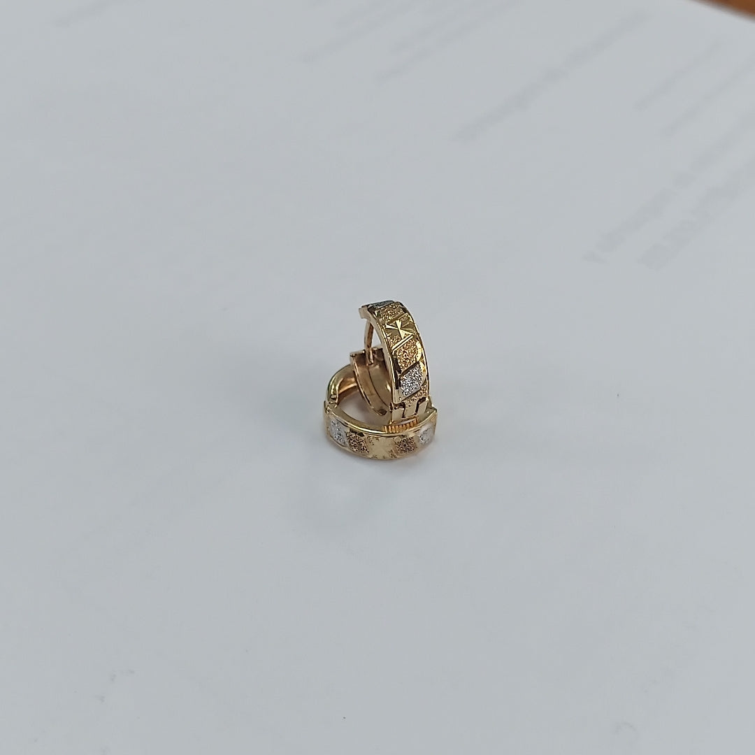 ARRACADAS PAR ORO 14 K 2.4 GRMS (SEMINUEVO)