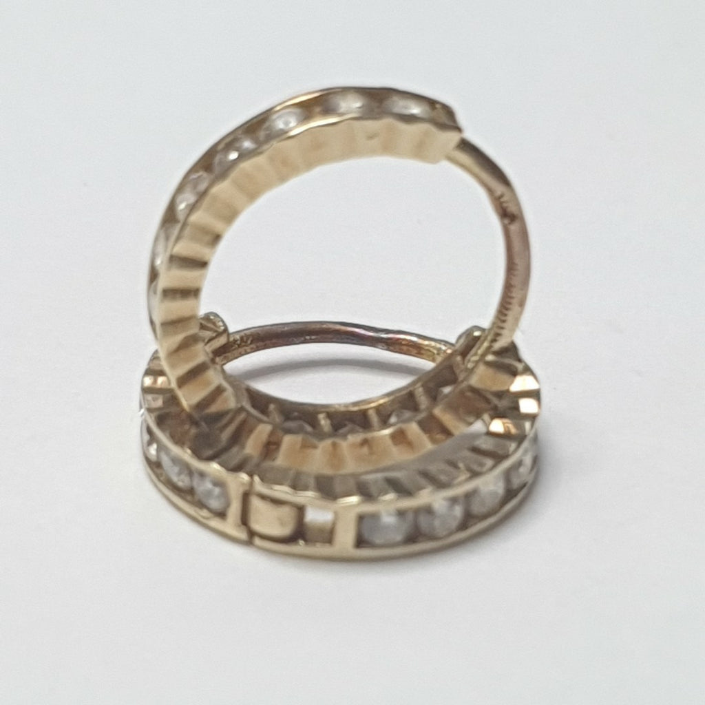 ARETES PAR ORO 10 K 0.9 GRMS (SEMINUEVO)