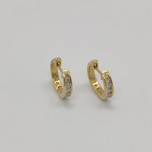 ARETES PAR ORO 14 K 2.7 GRMS (SEMINUEVO)