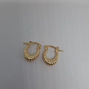 ARETES ARRACADA ESTRIADAS 14K 1.1 GR (NUEVO)