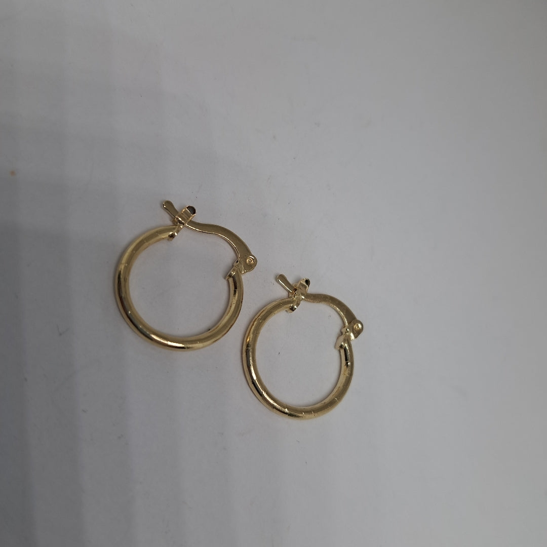ARETES ARRACADAS ESTRIADAS 14K 1.4 GR (NUEVO)
