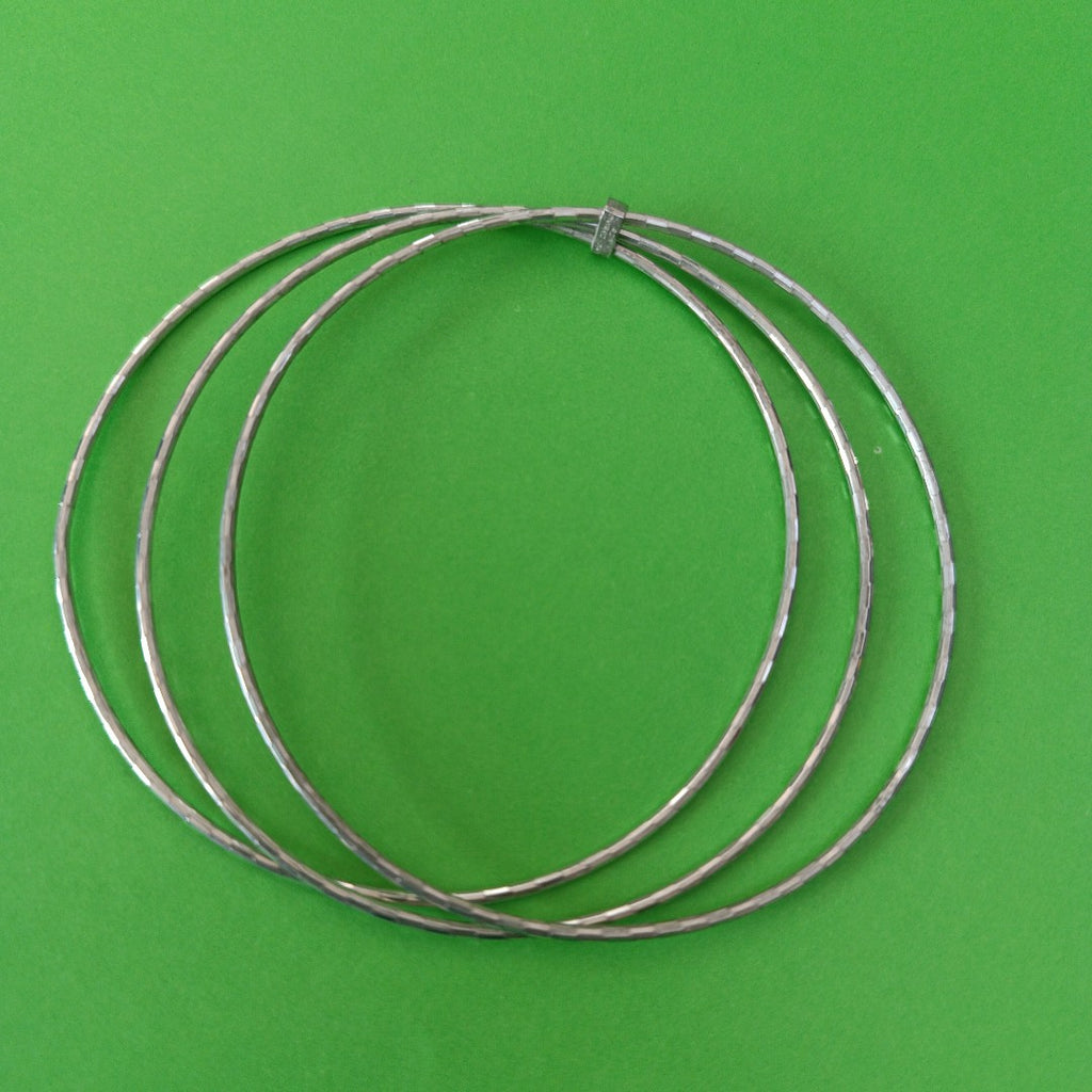 PULSERA RIGIDA PLATA 8.3 GRMS (SEMINUEVO)