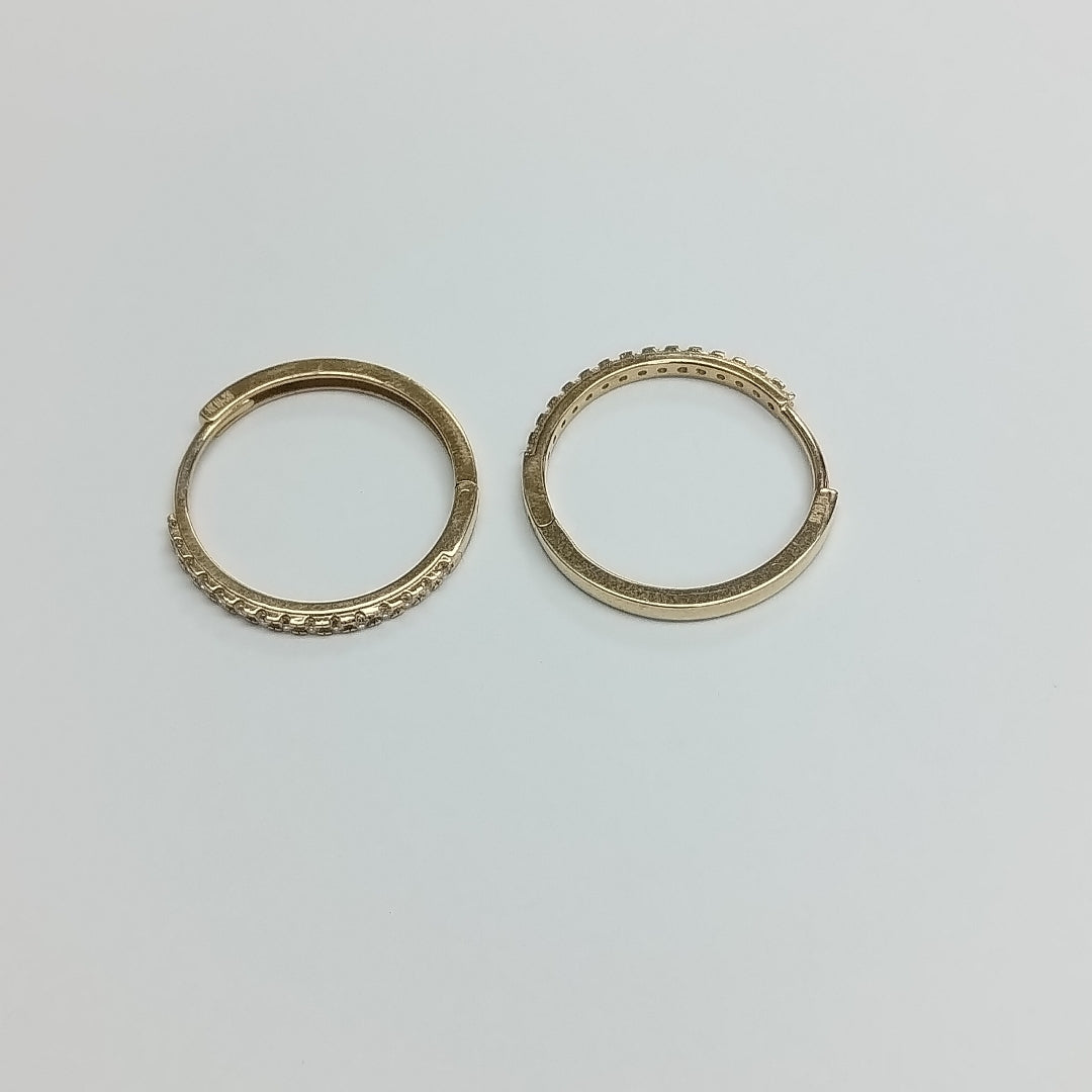 HUGGIES ORO 14K 2.4 (NUEVO)