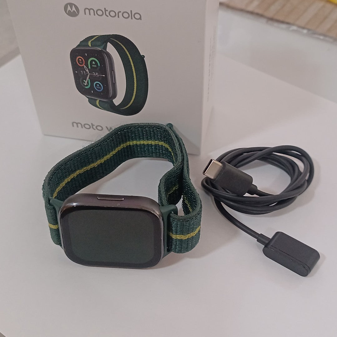SMARTWATCH MOTOROLA MOTO WATCH FIT 49 MM BLUETOOTH (SEMINUEVO)