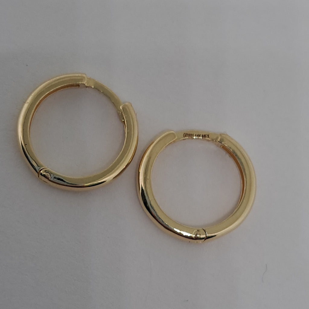 ARETES HUGGIES LISAS 14K 1.6 GR (NUEVO)