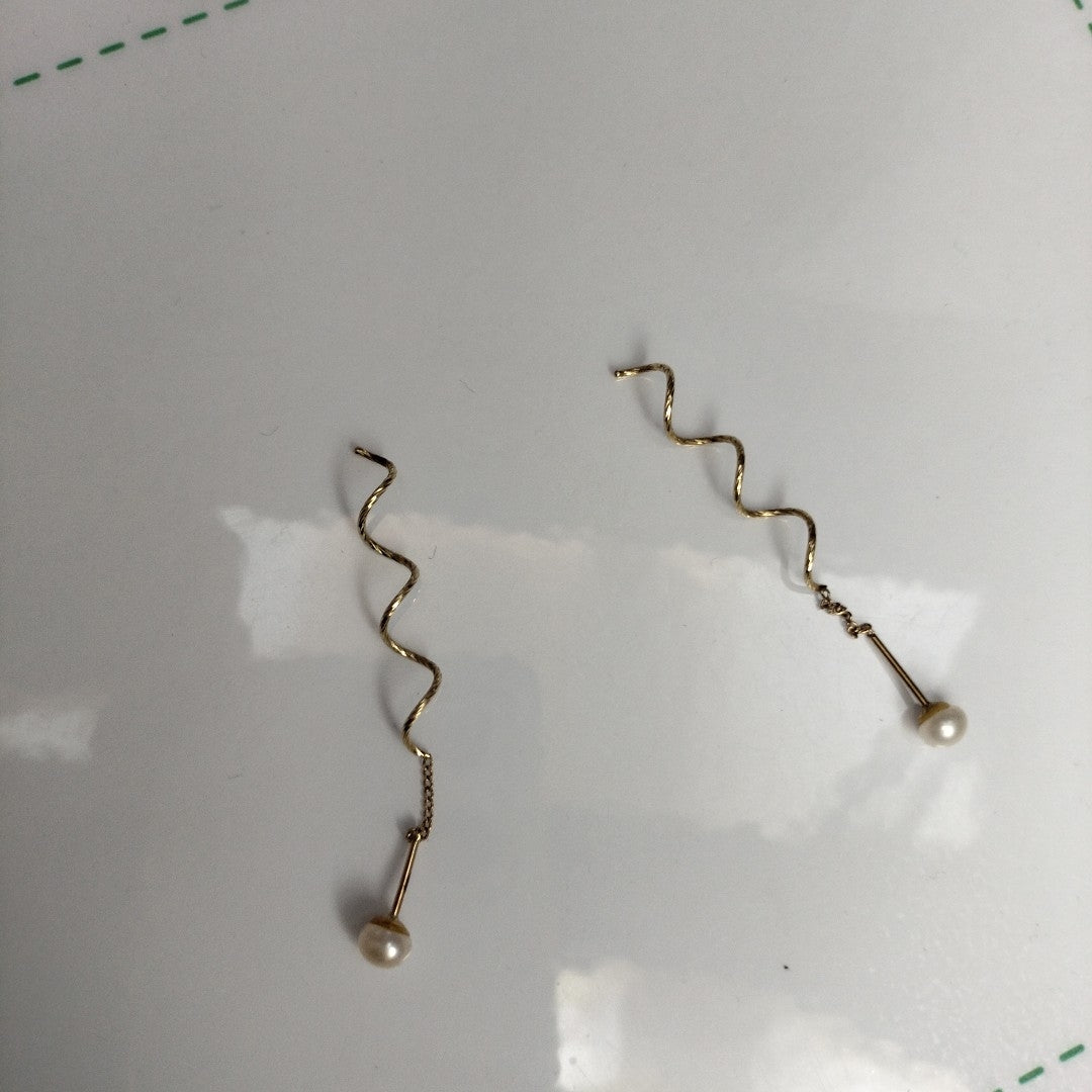 VIOLADORES PAR ORO 14 K 1.3 GRMS (SEMINUEVO)