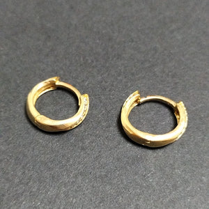 HUGGIES ORO 14K 1.9 (NUEVO)