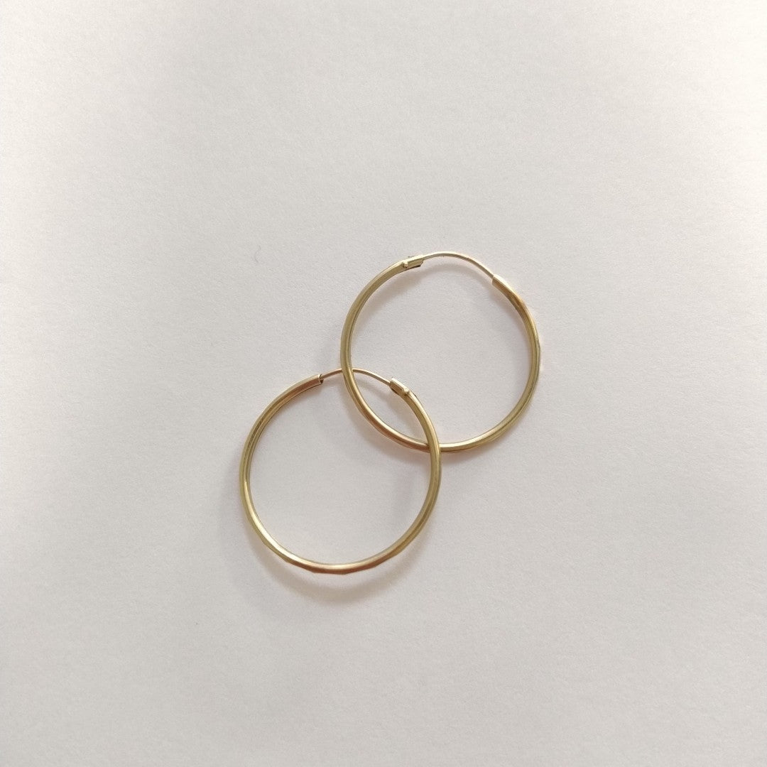 ARRACADAS PAR ORO 8 K 1.1 GRMS (SEMINUEVO)