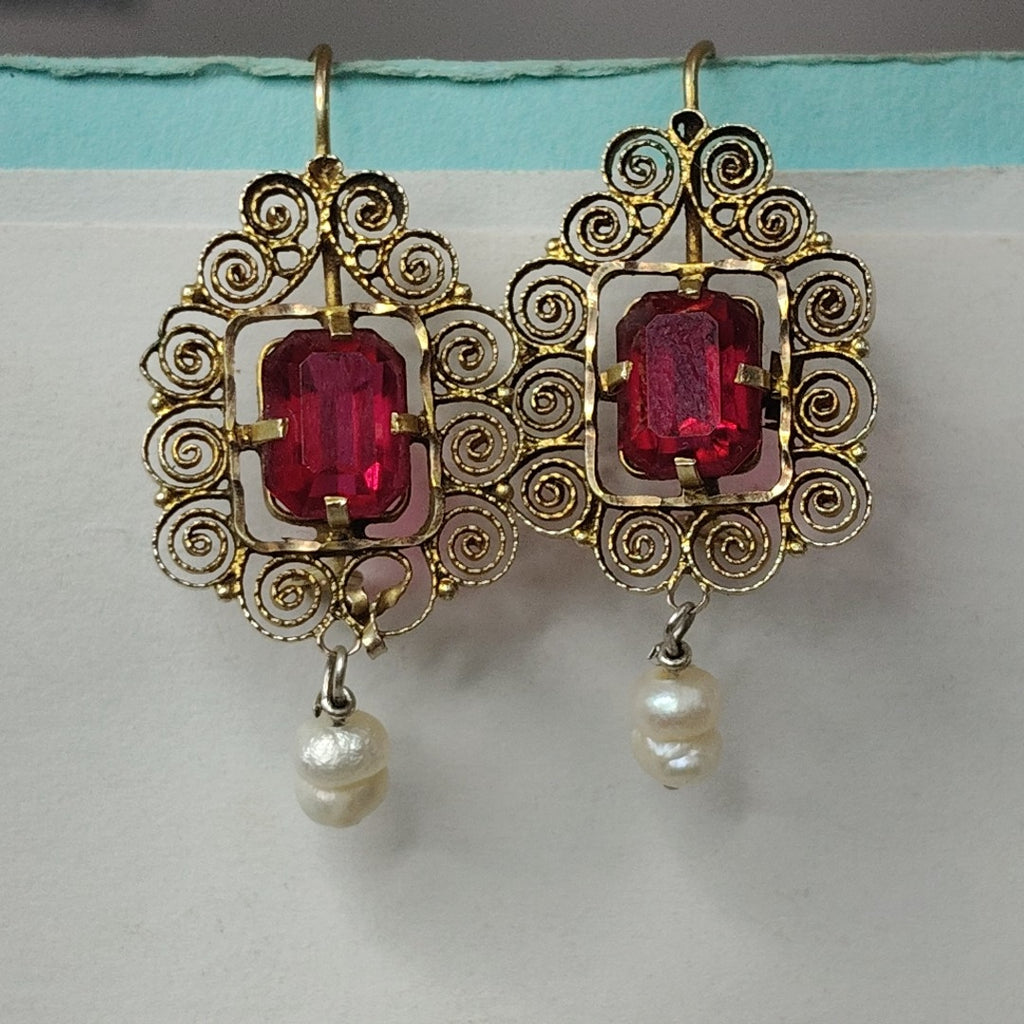 ARETES PAR ORO 8 K 3,10 GRMS (SEMINUEVO)
