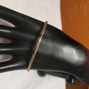 PULSERA RIGIDA ORO 10 K 3,70 GRMS (SEMINUEVO)
