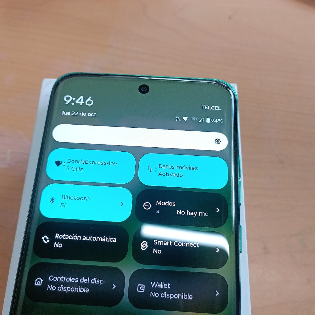 CELULAR MOTOROLA EDGE 70 FUSION XT2605-3 (2026) 256 GB 8 GB RAM (SEMINUEVO)