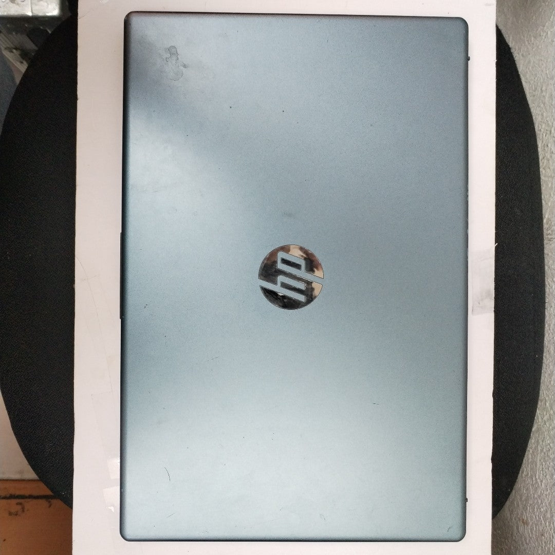 LAPTOP HP 15-FD0026LA (2024) 512 GB SSD 8 GB RAM (SEMINUEVO)
