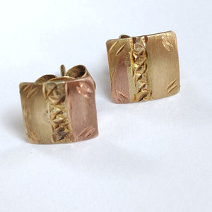ARETES PAR ORO 10 K 1,00 GRMS (SEMINUEVO)