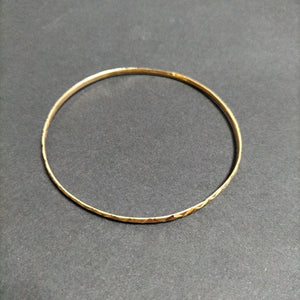 PULSERA RIGIDA ORO 14 K 3.9 GRMS (SEMINUEVO)