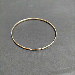 PULSERA RIGIDA ORO 14 K 3.9 GRMS (SEMINUEVO)