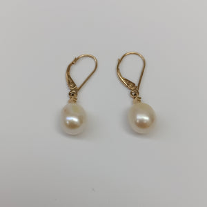 ARETES PAR ORO 14 K 2.7 GRMS (SEMINUEVO)