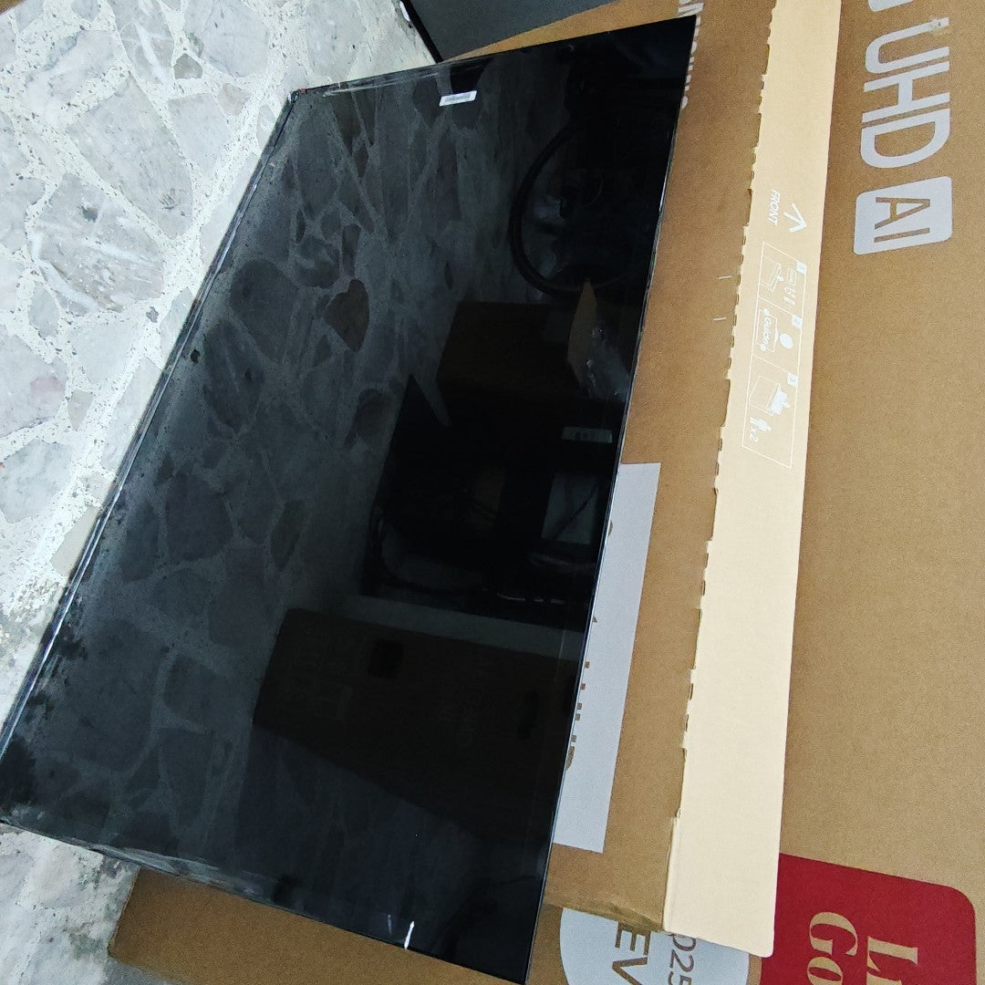 PANTALLA SAMSUNG UN55U8200HF (2026) 55" LED 4K (SEMINUEVO)