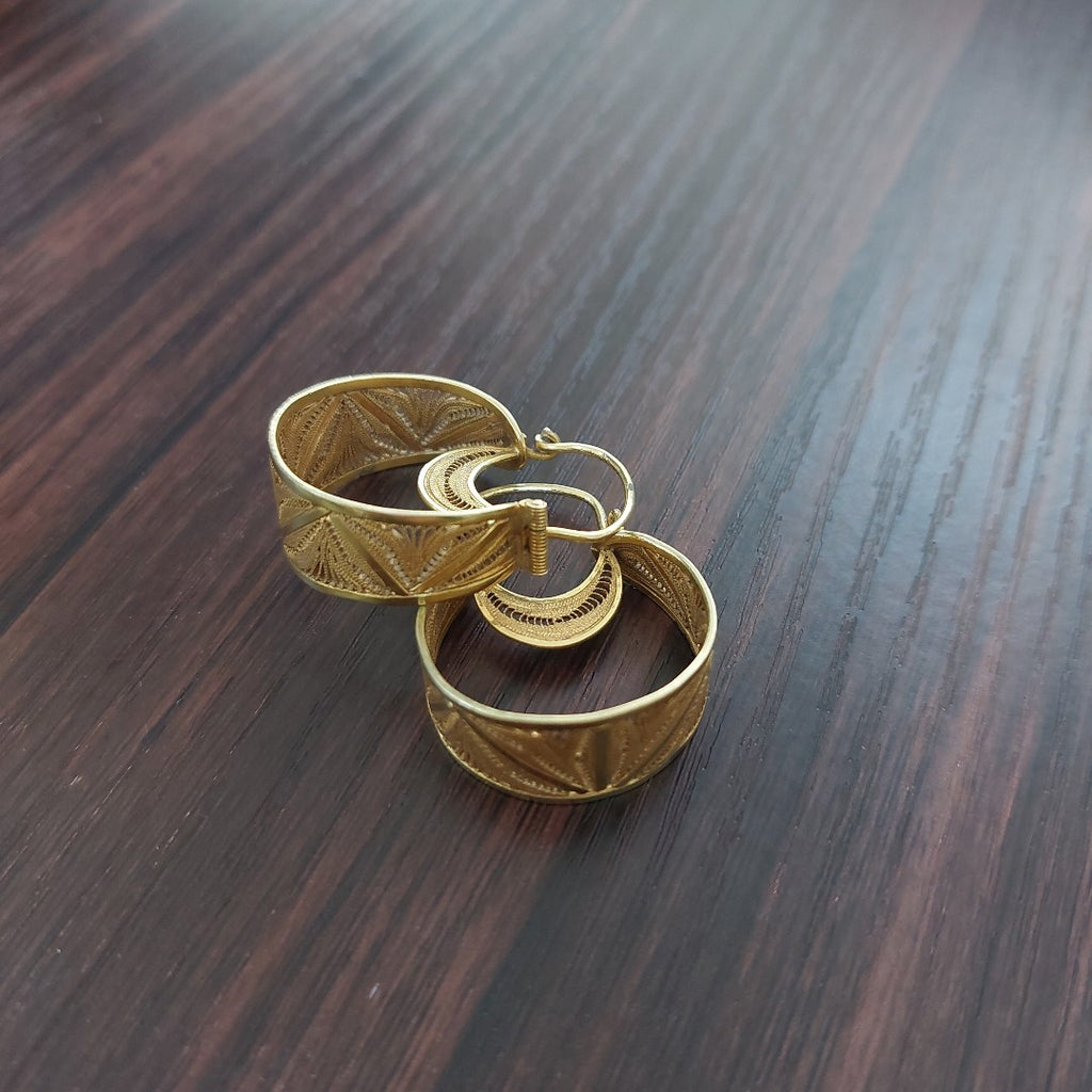 ARETES PAR ORO 10 K 7.8 GRMS (SEMINUEVO)