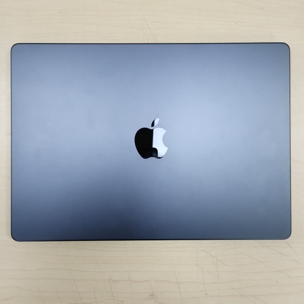 LAPTOP APPLE MACBOOK PRO 14" 2023 A2992 (CPU 12/GPU 18) 1 TB SSD 18 GB RAM (SEMINUEVO)