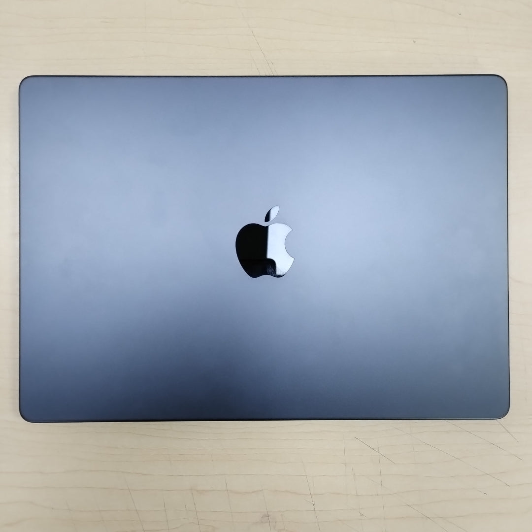 LAPTOP APPLE MACBOOK PRO 14" 2023 A2992 (CPU 12/GPU 18) 1 TB SSD 18 GB RAM (SEMINUEVO)