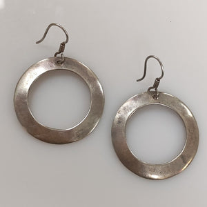 ARETES PAR PLATA 7.6 GRMS (SEMINUEVO)