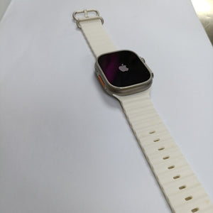 SMARTWATCH APPLE ULTRA TITANIO A2622 49 MM GPS + CELULAR (SEMINUEVO)