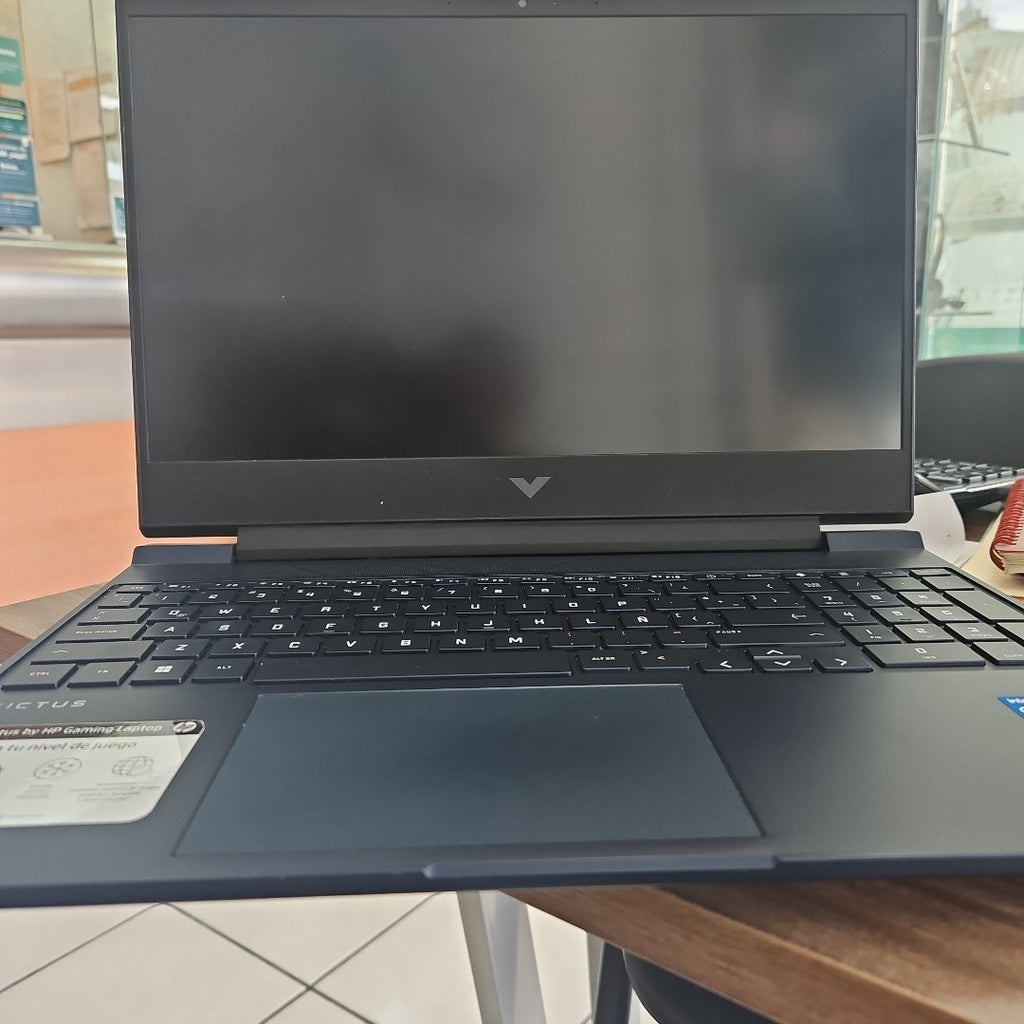 LAPTOP HP VICTUS 15-FA1098LA (2024) 1 TB SSD 16 GB RAM (SEMINUEVO)