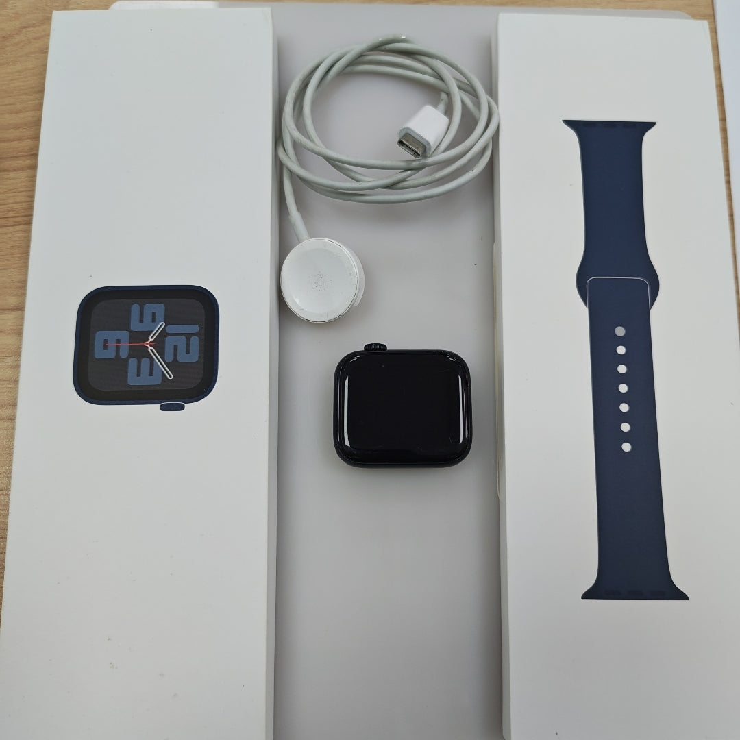 SMARTWATCH APPLE SE 2 ALUMINIO A2723 44 MM GPS (SEMINUEVO)