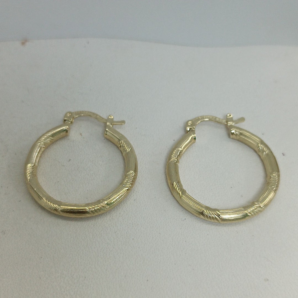 ARETES TEJIDO ARRACADAS BISELADAS 14K 3.8 GR (NUEVO)
