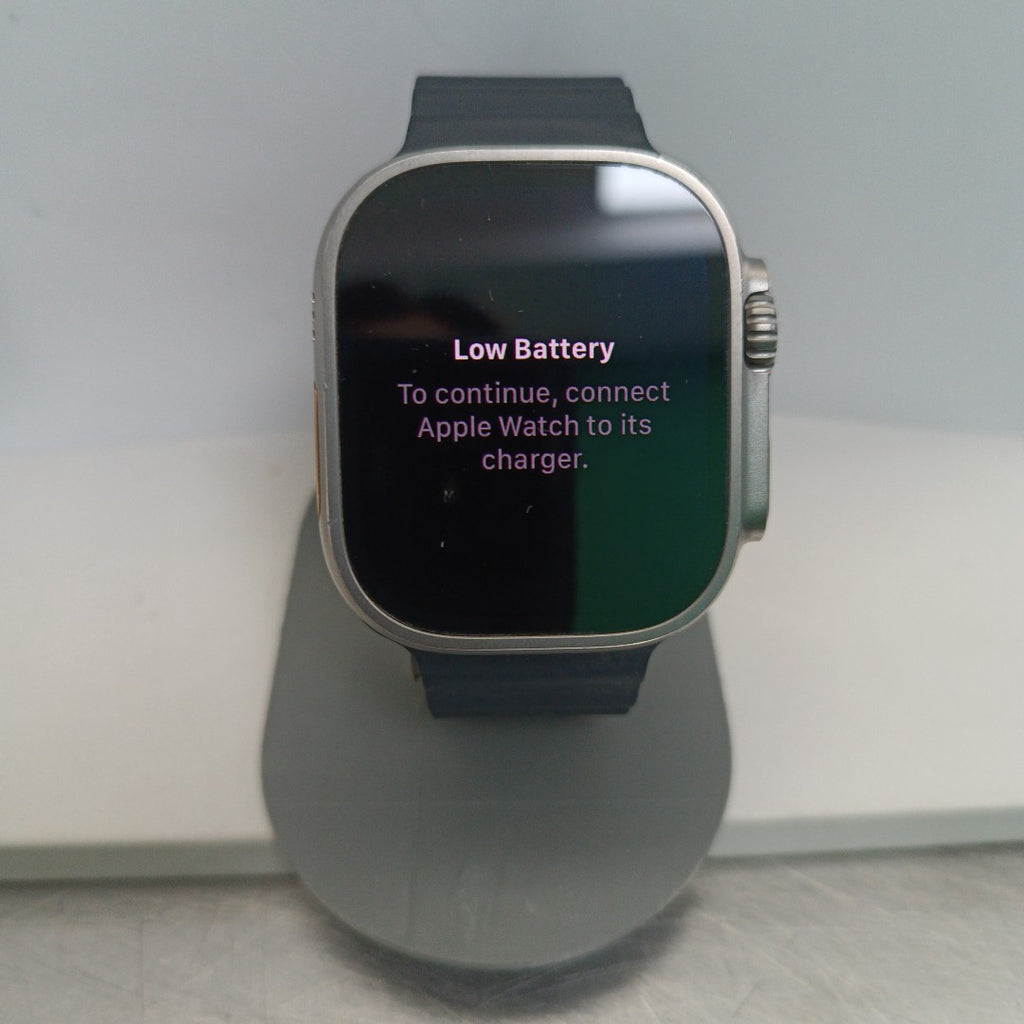 SMARTWATCH APPLE ULTRA TITANIO A2622 49 MM GPS + CELULAR (SEMINUEVO)
