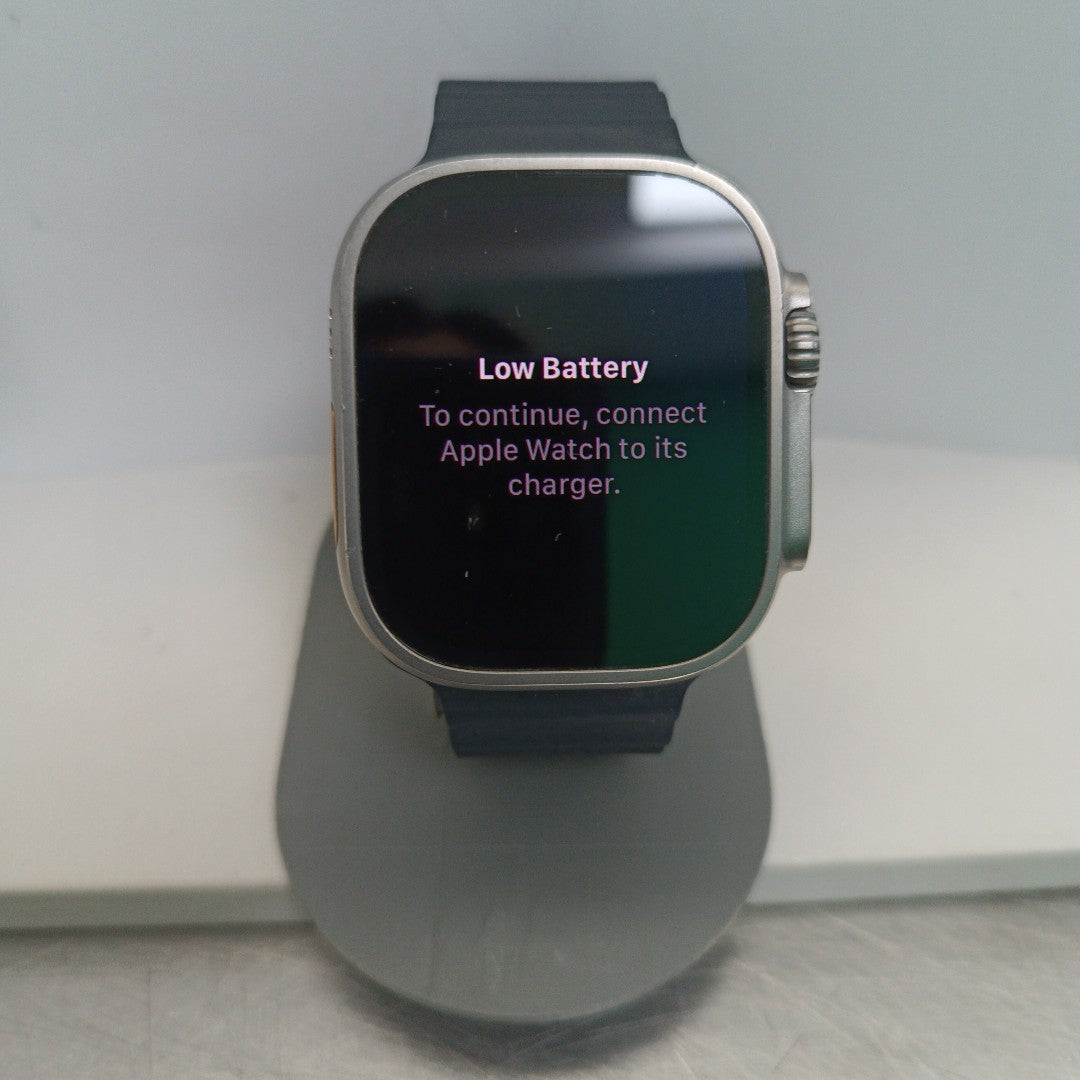 SMARTWATCH APPLE ULTRA TITANIO A2622 49 MM GPS + CELULAR (SEMINUEVO)