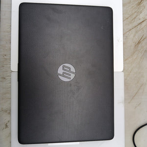 LAPTOP HP 245 G9 (2023) 512 GB SSD 16 GB RAM (SEMINUEVO)