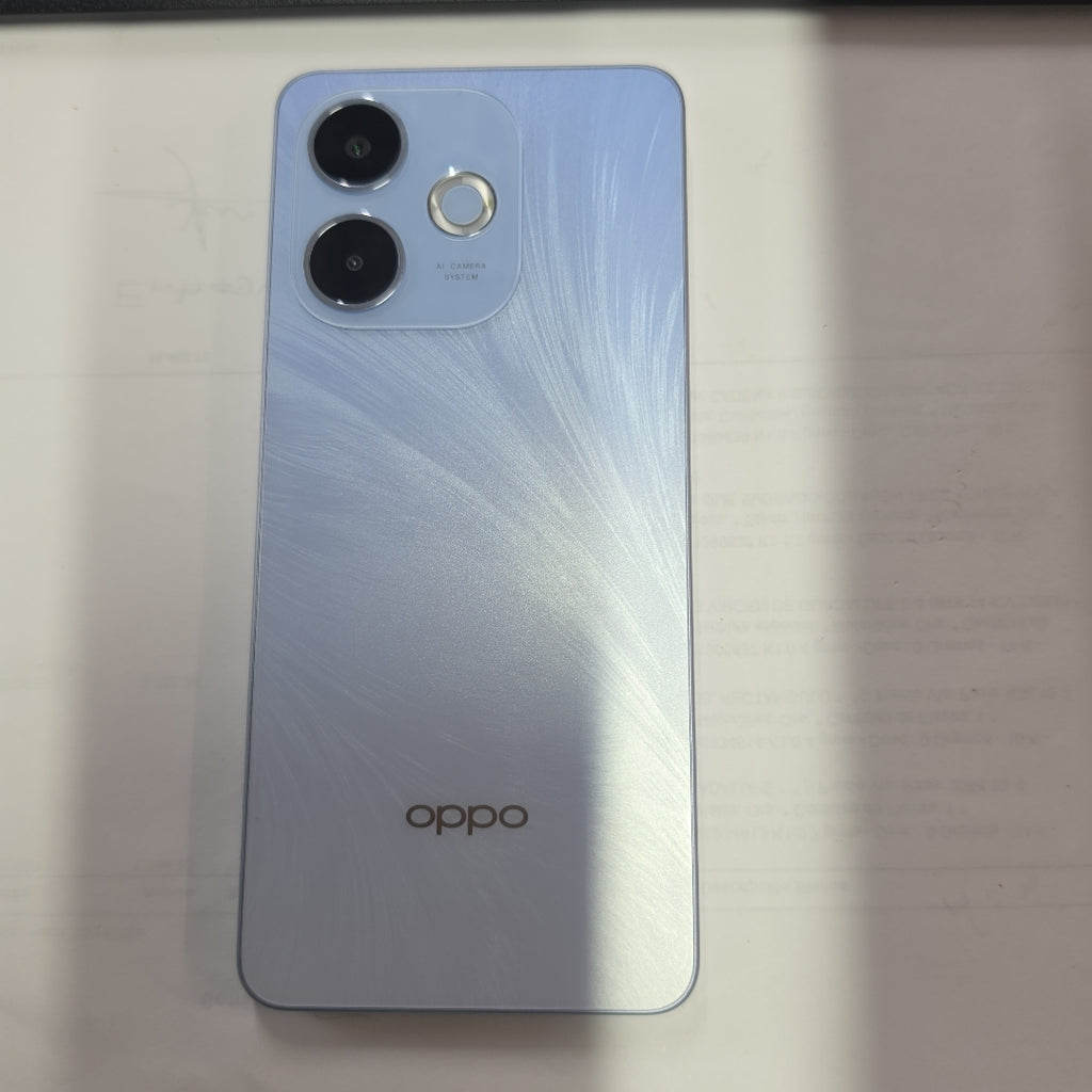 CELULAR OPPO A5 PRO CPH2711 (2025) 256 GB 8 GB RAM (SEMINUEVO)
