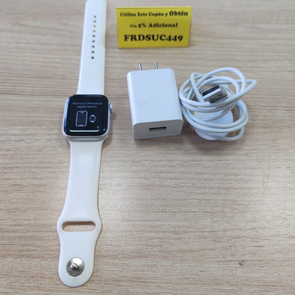 SMARTWATCH APPLE SE ALUMINIO A2351 40 MM GPS (SEMINUEVO)