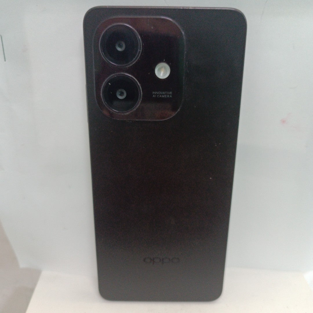CELULAR OPPO A40 CPH2669 (2024) 256 GB 4 GB RAM (SEMINUEVO)