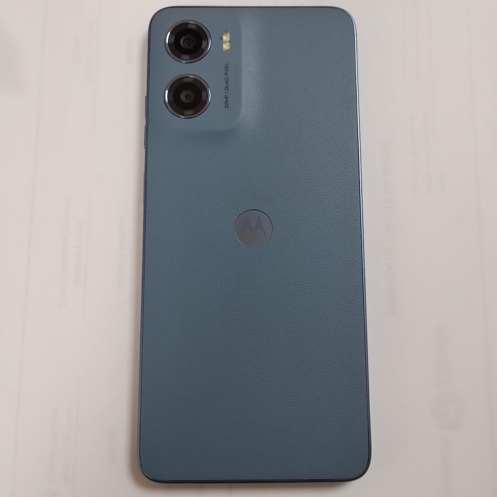 CELULAR MOTOROLA MOTO E15 XT2523-8 (2024) 64 GB 2 GB RAM (SEMINUEVO)