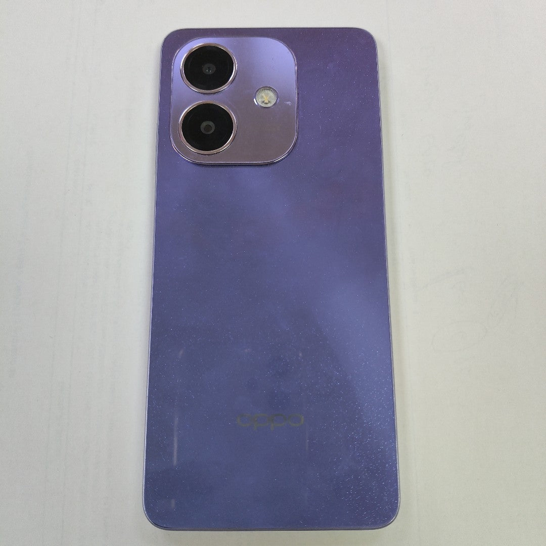 CELULAR OPPO A40 CPH2669 (2024) 256 GB 4 GB RAM (SEMINUEVO)