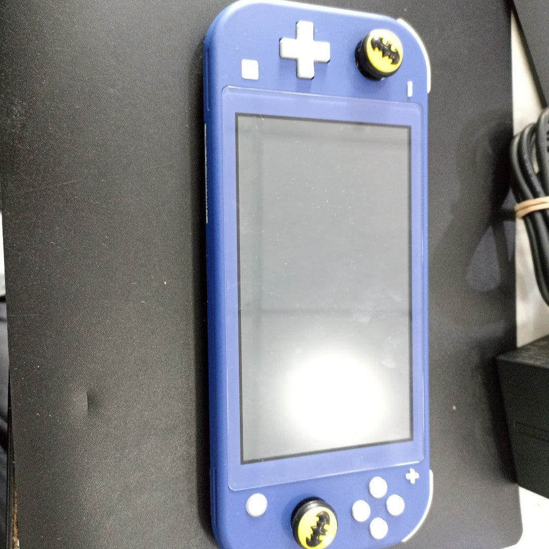 CONSOLA DE VIDEOJUEGO NINTENDO SWITCH LITE 32 GB (SEMINUEVO)