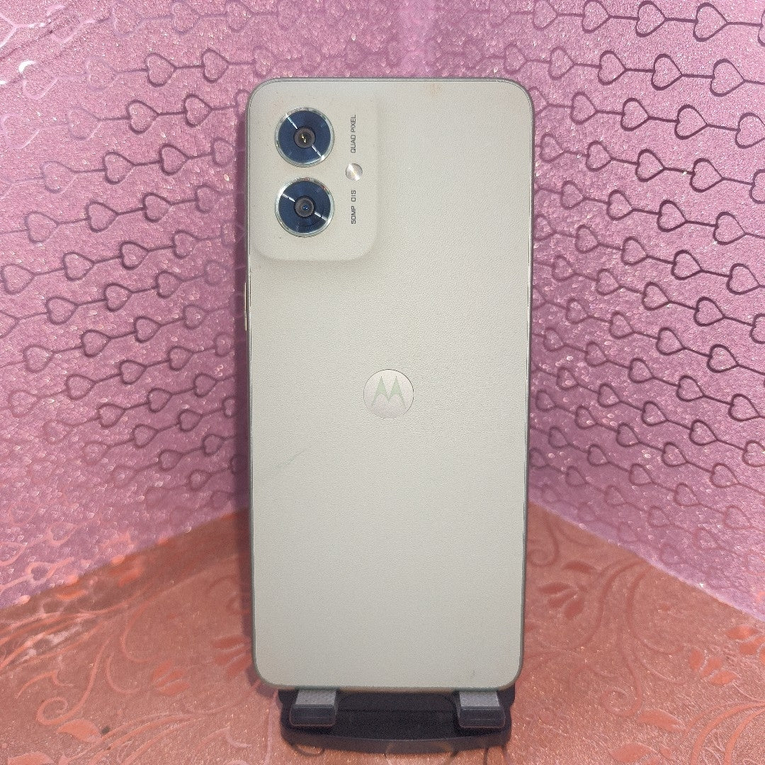 CELULAR MOTOROLA MOTO G55 5G XT2435-1(2024) 256 GB 8 GB RAM (SEMINUEVO)