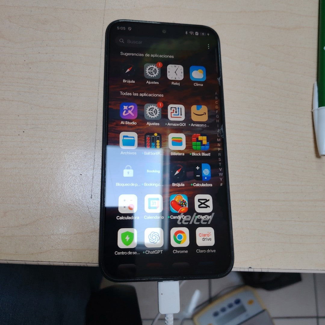 CELULAR OPPO A6T CPH2847 (2026) 128 GB 4 GB RAM (SEMINUEVO)