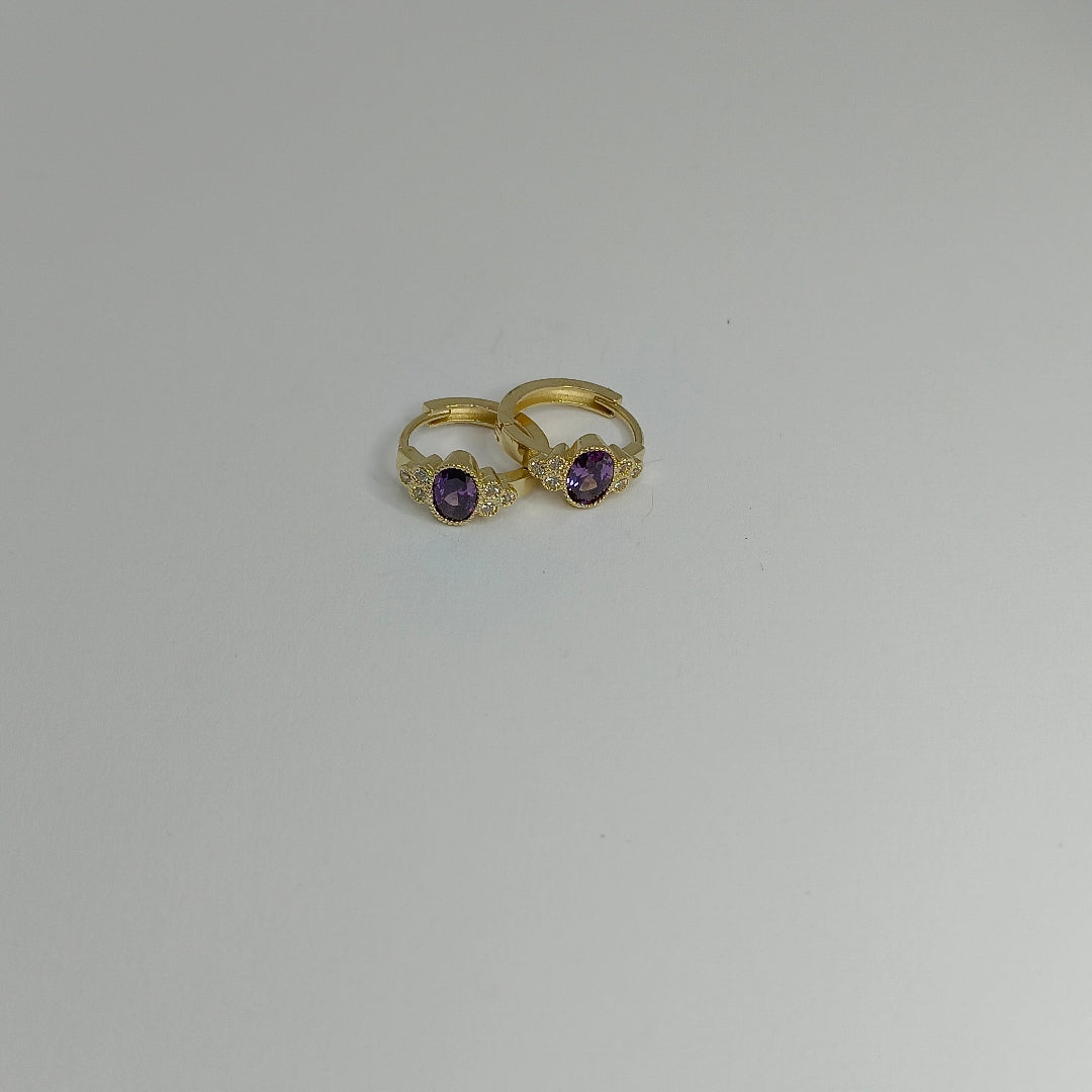 ARETES HUGGIES MORADO 14K 2.7 GR H 96 (NUEVO)