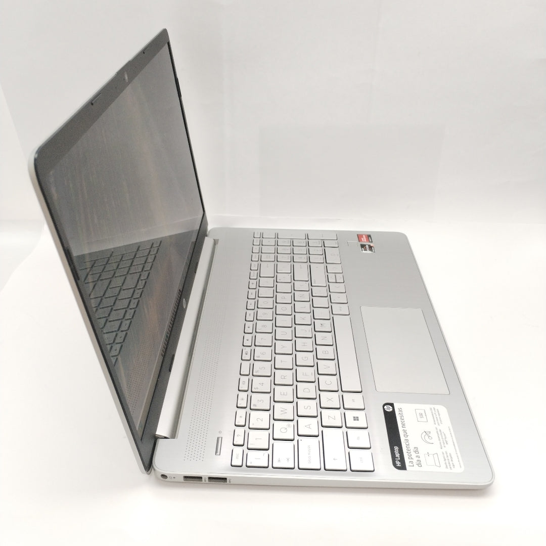 LAPTOP HP 15-EF2519LA (2022) (SEMINUEVO)