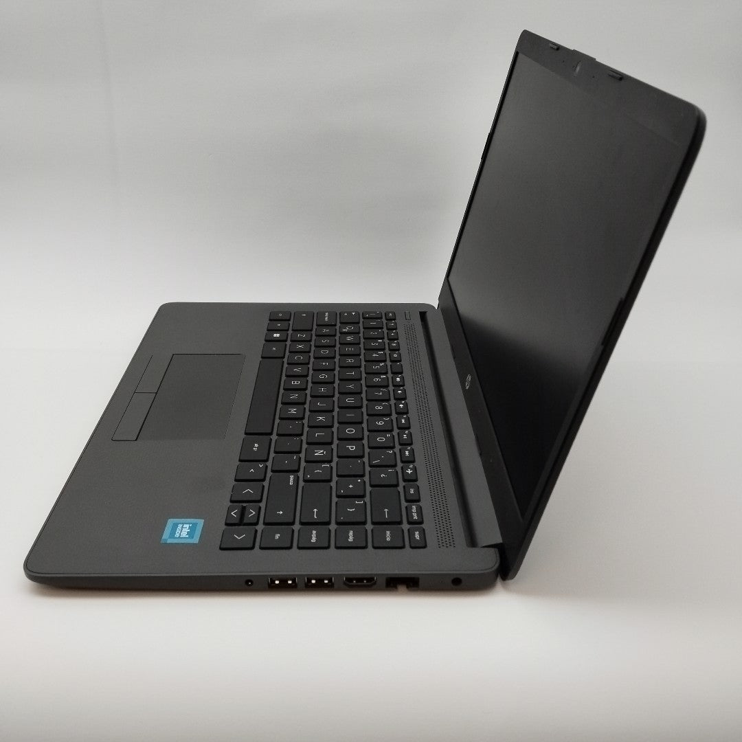 LAPTOP HP 240 G9 (2022) (SEMINUEVO)