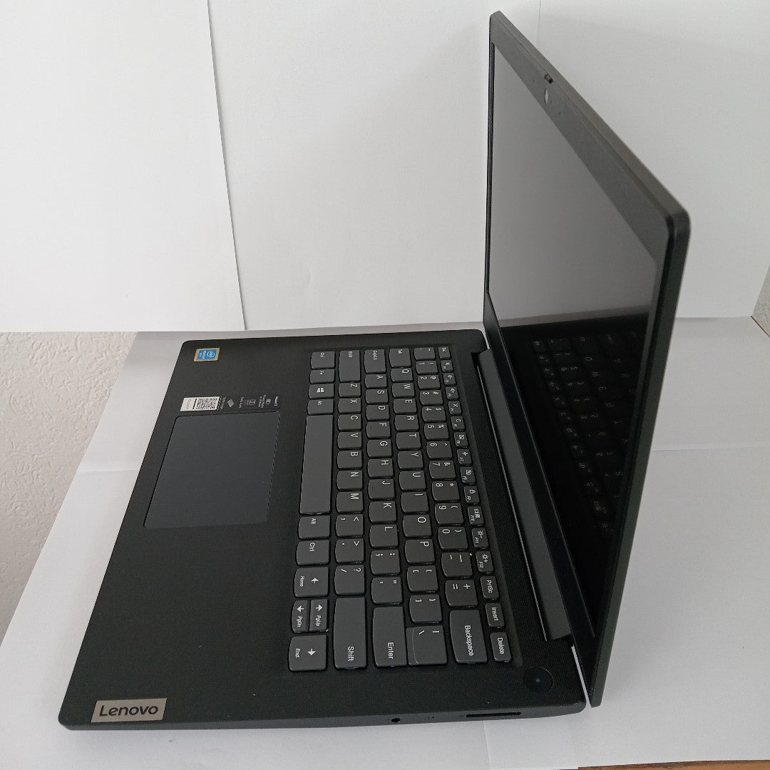 LAPTOP LENOVO IDEAPAD 3 14IML05 (2020) (SEMINUEVO)