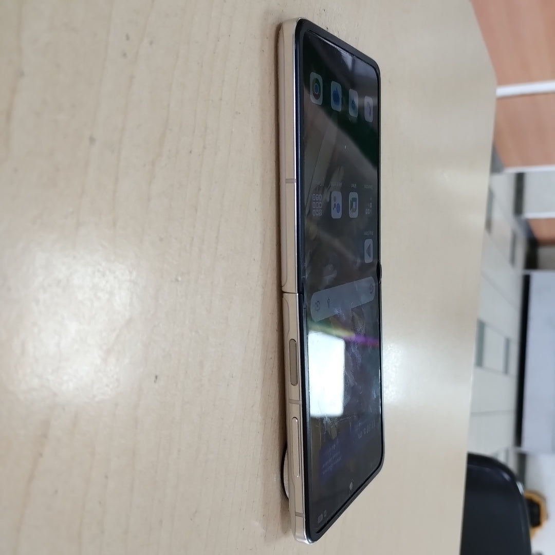 CELULAR OPPO  FIND N3 FLIP CPH2519 (2023) (SEMINUEVO)