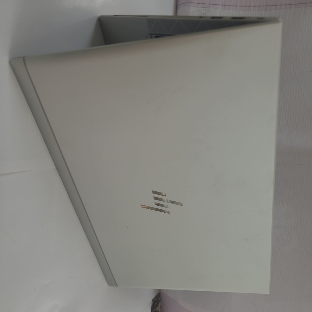 LAPTOP HP ELITEBOOK 840 G8 (2022) (SEMINUEVO)