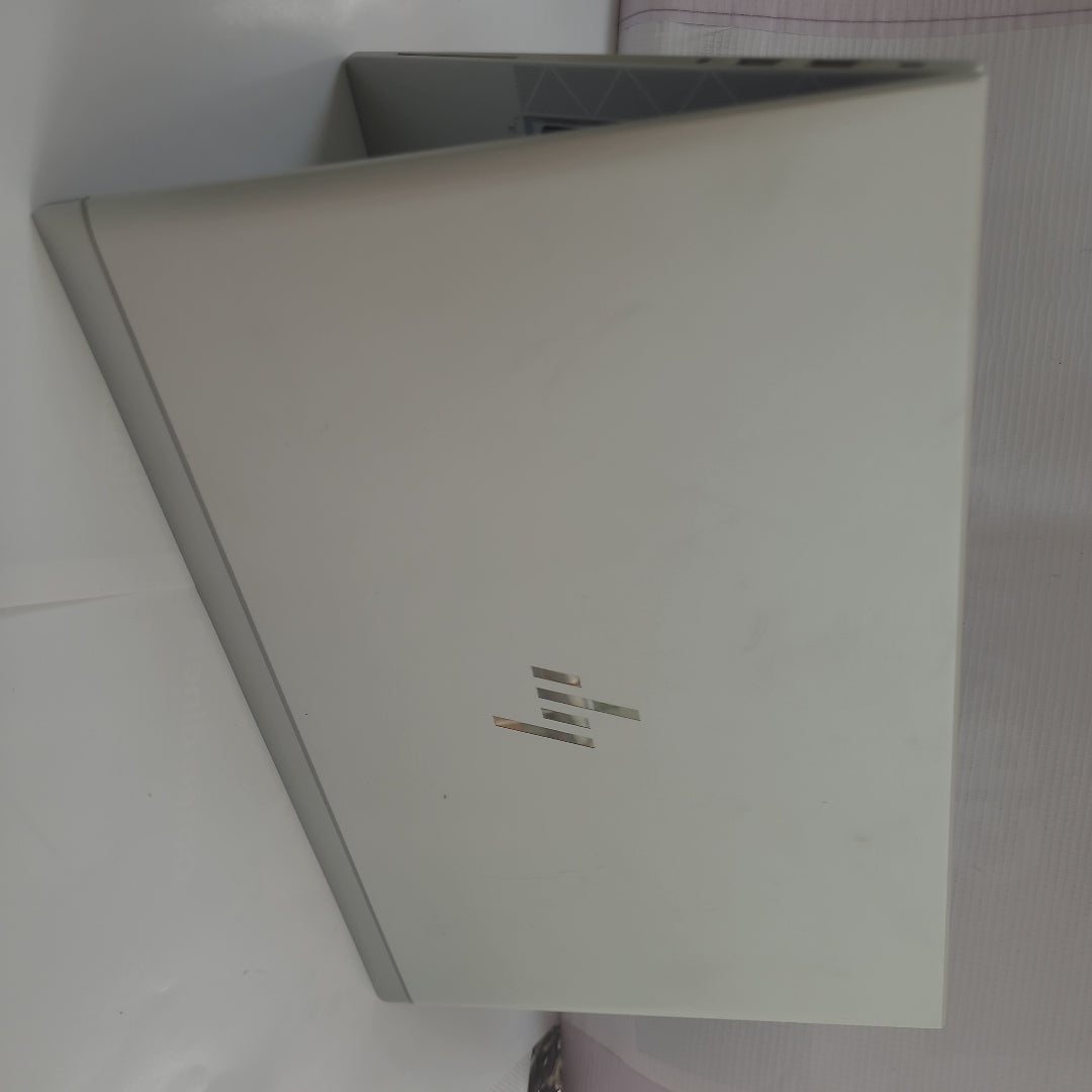 LAPTOP HP ELITEBOOK 840 G8 (2022) (SEMINUEVO)